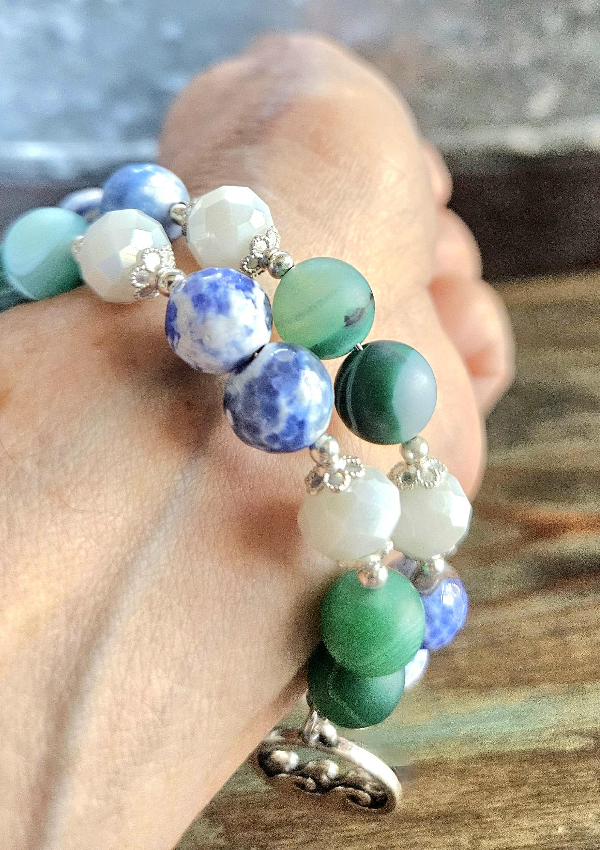 Ocean Sea Charm Bracelet Jewelry Beaded Blue Green Teal Turquoise Gemstone Agate Beach Cruise Spring Summer Memory Wire Wrap Cuff Bangle