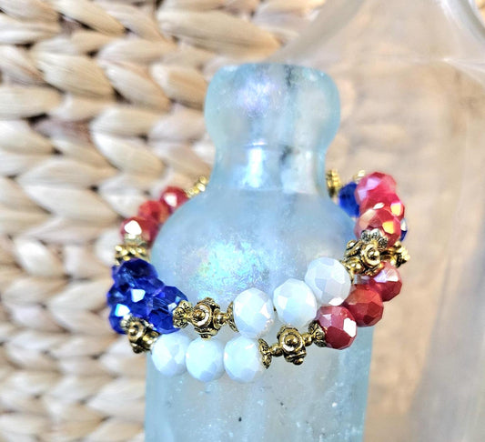 Red White and Blue Flag Cross Charm Bracelet Jewelry Beaded Patriotic USA Military July 4 Gold Wrap Bangle Memory Wire Adjustable